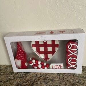 Valentine Tray Decor Set
